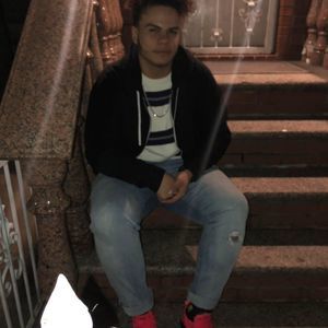 Meet your Posher, Joell